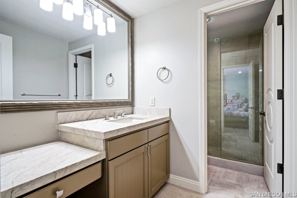 La Costa - Residential