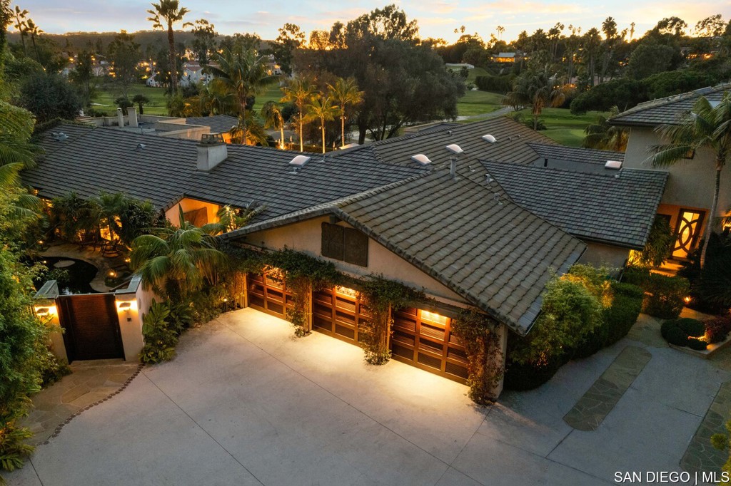 La Costa - Residential