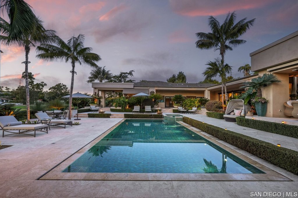 La Costa - Residential