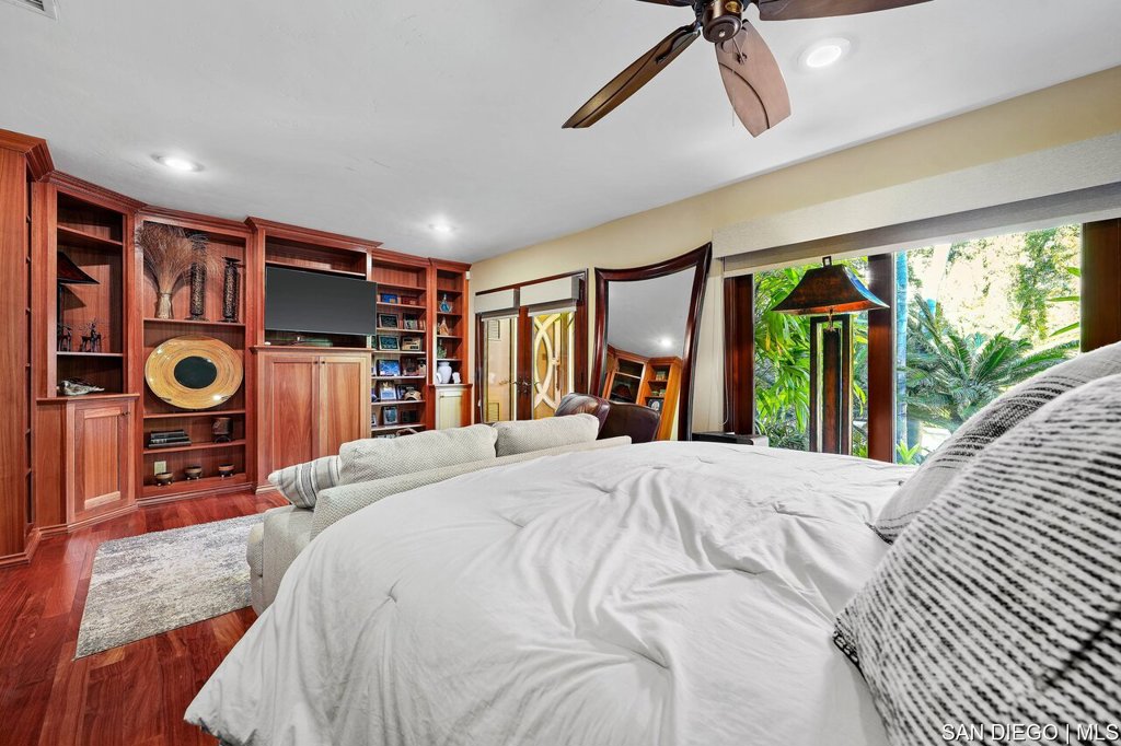 La Costa - Residential