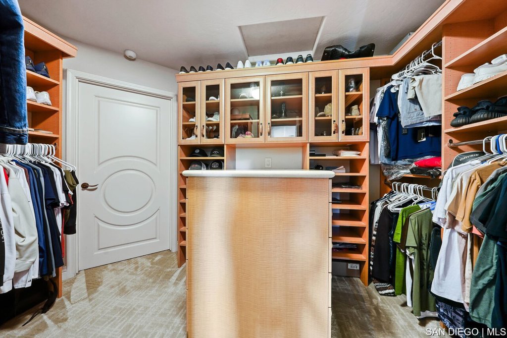 La Costa - Residential