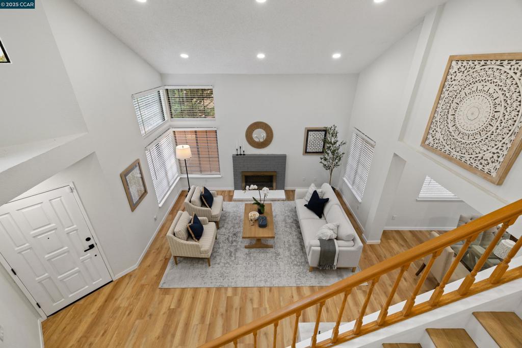 GLEN COVE - Residential