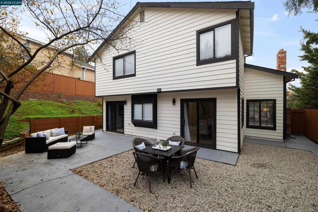 GLEN COVE - Residential