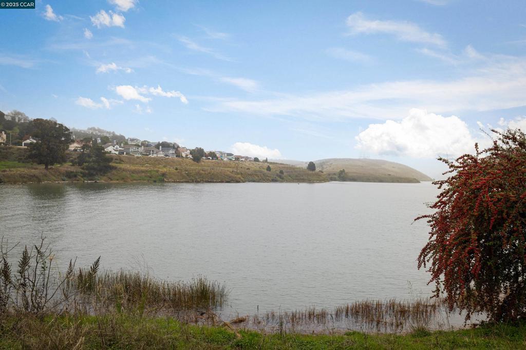 GLEN COVE - Residential