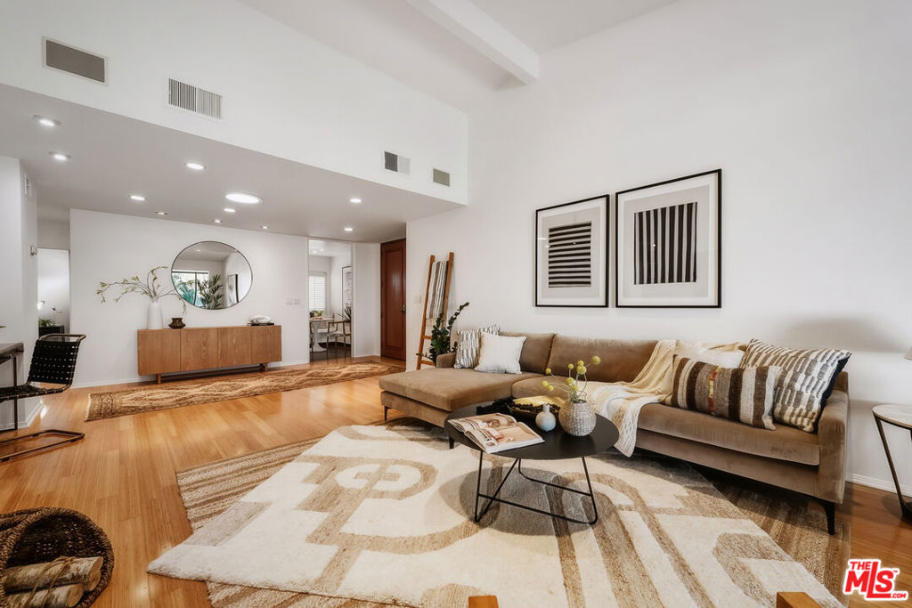 311 Bora Bora Way 315