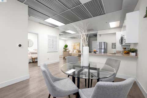 Photo of 850 W Grand Ave #B, Oakland, CA 94607 (MLS # 41145767)