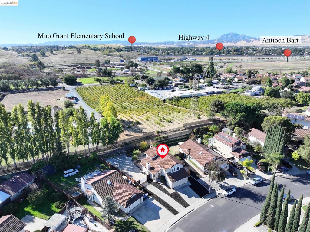 ALMOND RIDGE - Residential