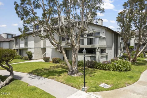 3027 Harbor Boulevard, Oxnard, CA 93035 - MLS#: V1-36893