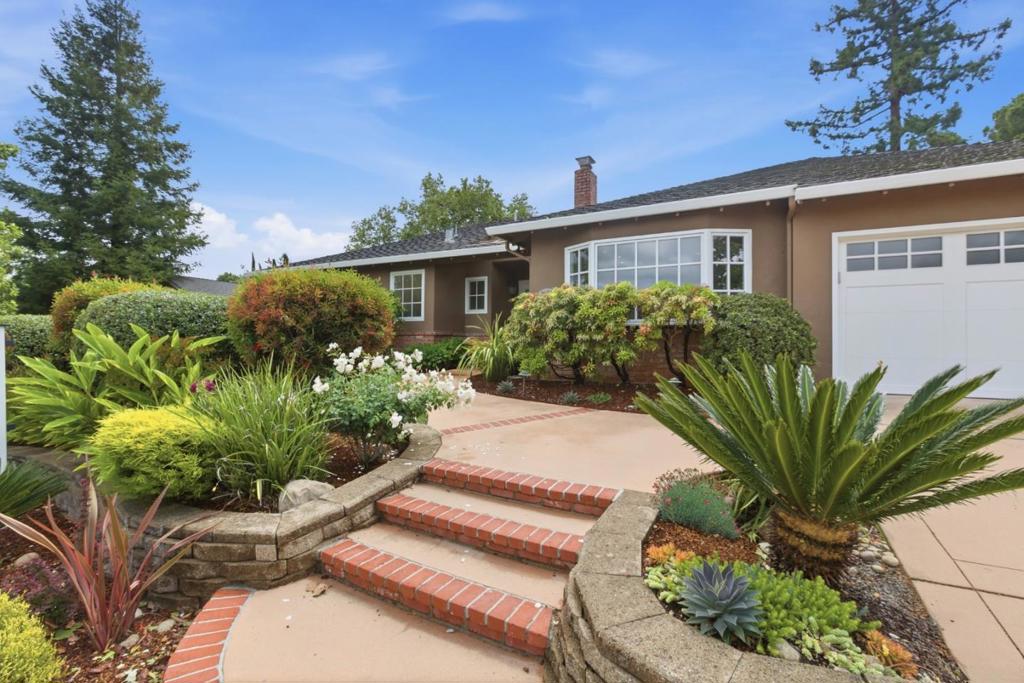 2176 Blossom Crest Way, San Jose CA 95124
