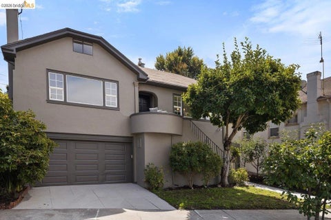 Photo of 548 Wesley Ave AVE, Oakland, CA 94606 (MLS # 41148414)