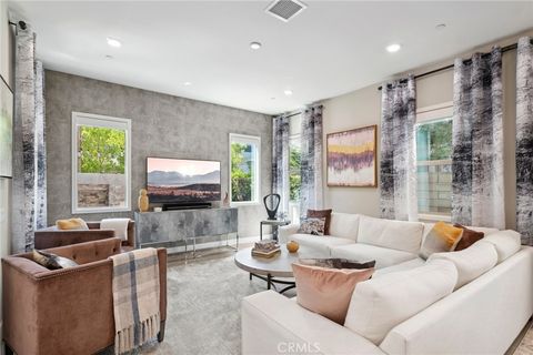 131 Spiral Irvine CA 92618
