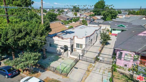 Photo of 4614 Wall Street, Los Angeles, CA 90011 (MLS # 26861109)