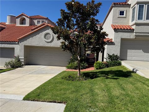 Photo of 5 Saint Raphael, Laguna Niguel, CA 92677 (MLS # TR25233172) Photo of 5 Saint Raphael, Laguna Niguel, CA 92677 (MLS # TR25233172)
