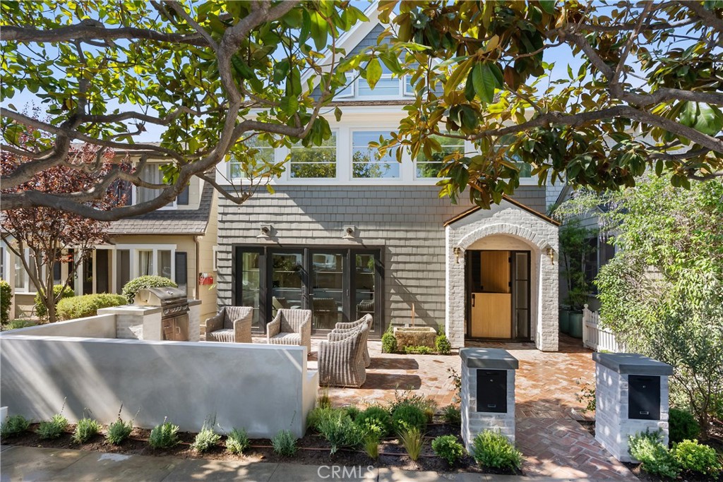 Corona del Mar South of PCH (CDMS) - Residential Lease