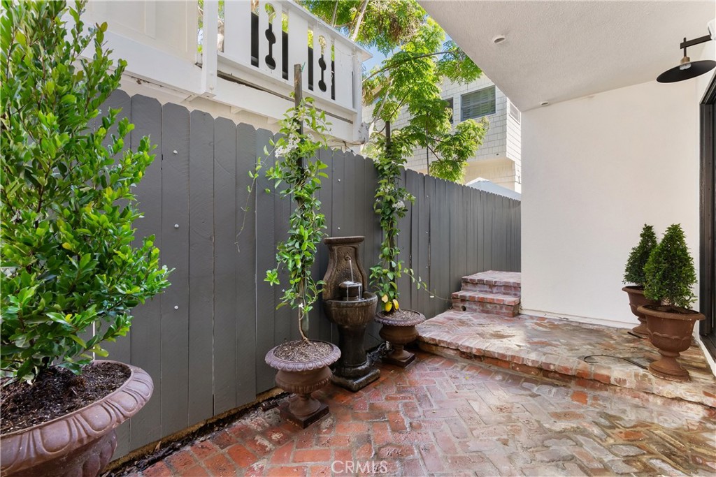 Corona del Mar South of PCH (CDMS) - Residential Lease