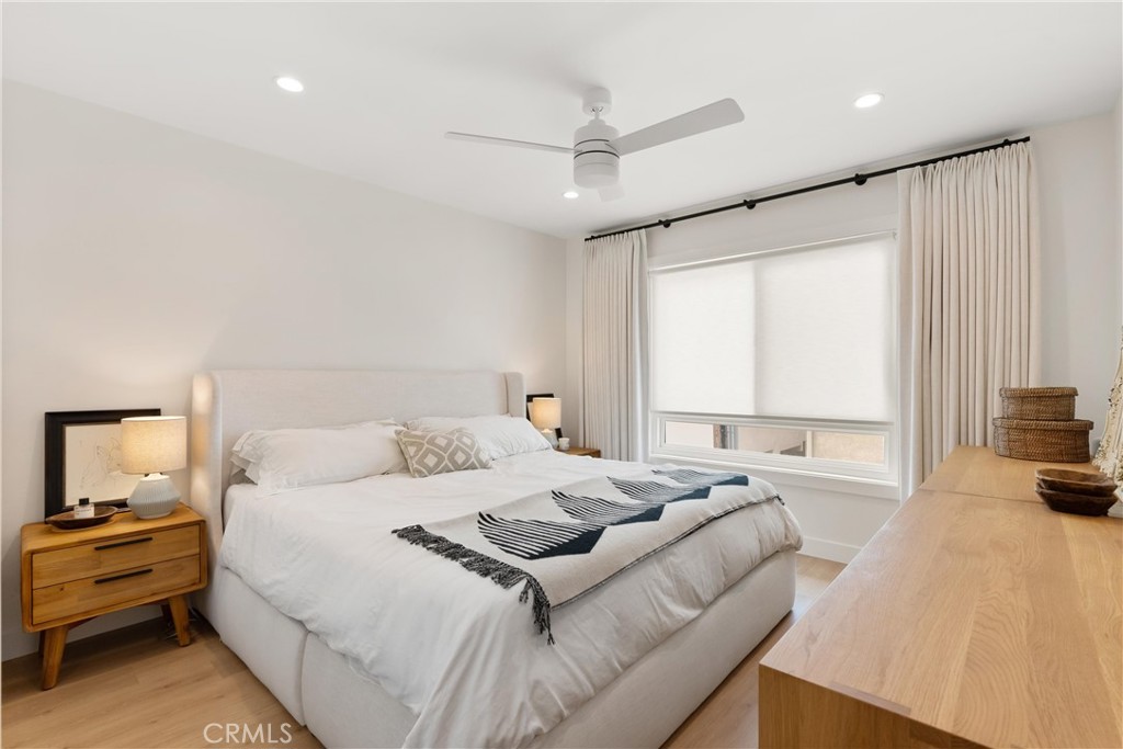 Corona del Mar South of PCH (CDMS) - Residential Lease