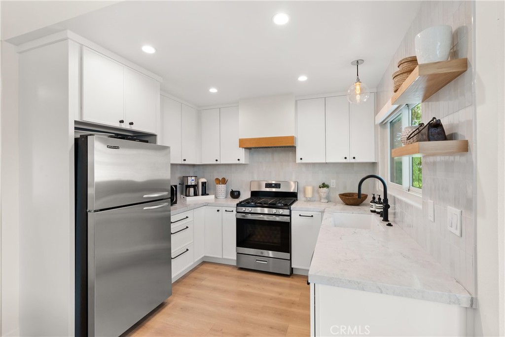 Corona del Mar South of PCH (CDMS) - Residential Lease