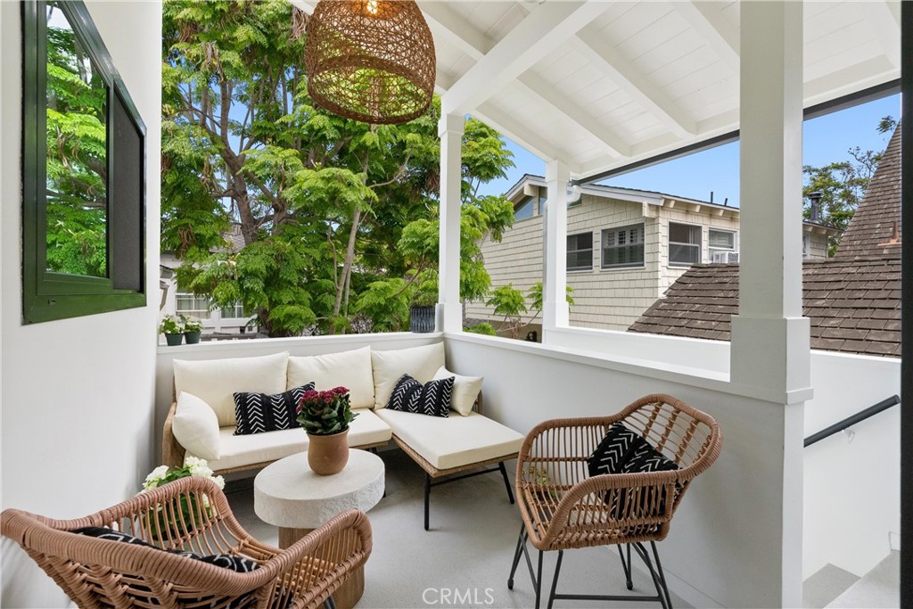 Corona del Mar South of PCH (CDMS) - Residential Lease