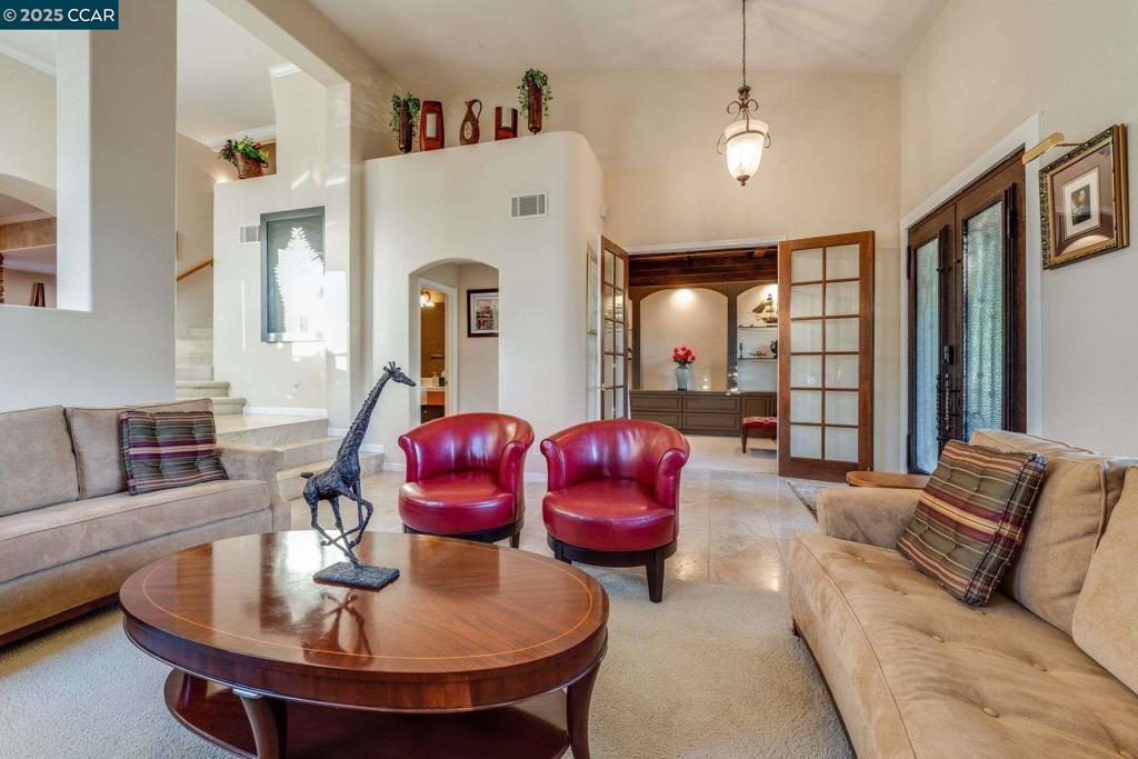 PEACOCK CREEK - Residential