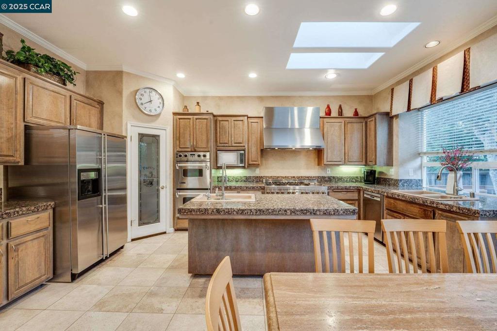 PEACOCK CREEK - Residential