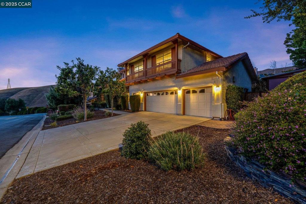 PEACOCK CREEK - Residential