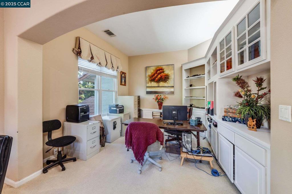 PEACOCK CREEK - Residential