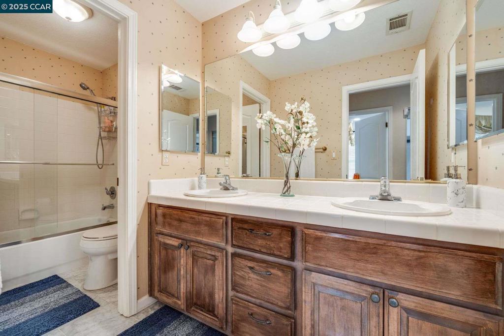 PEACOCK CREEK - Residential