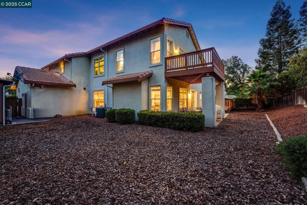 PEACOCK CREEK - Residential