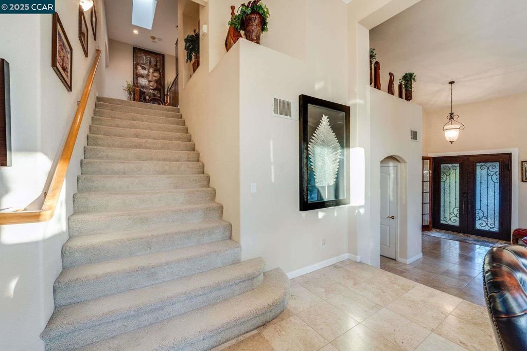 PEACOCK CREEK - Residential