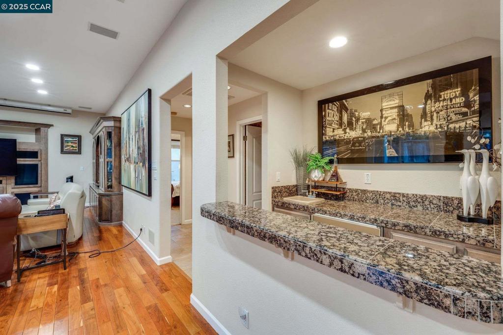 PEACOCK CREEK - Residential