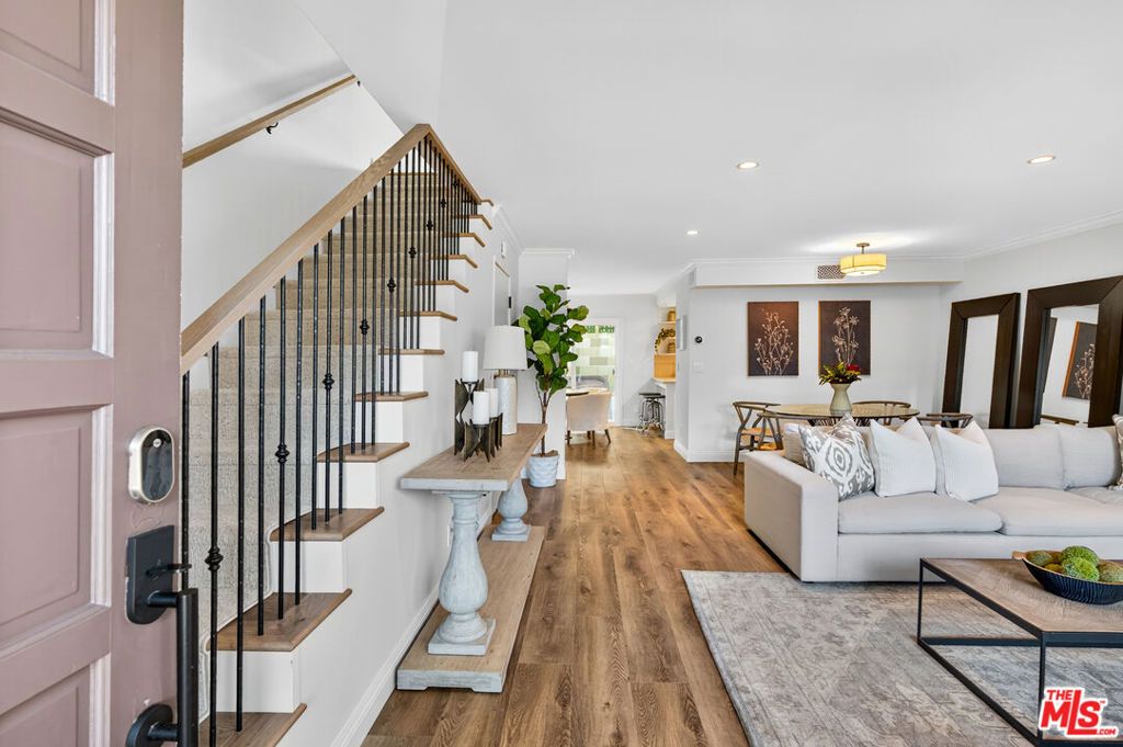 Photo of 1623 Idaho Avenue, Santa Monica, CA 90403 (MLS # 25609491)