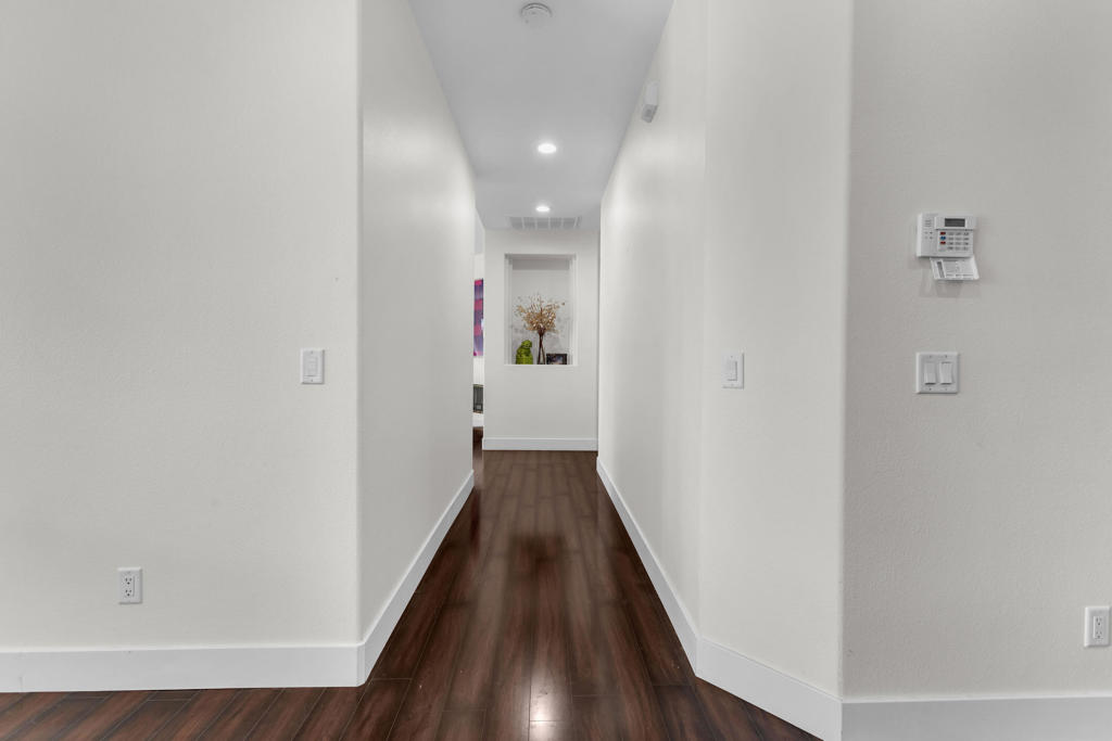 La Terraza Vintage Estates - Residential Lease