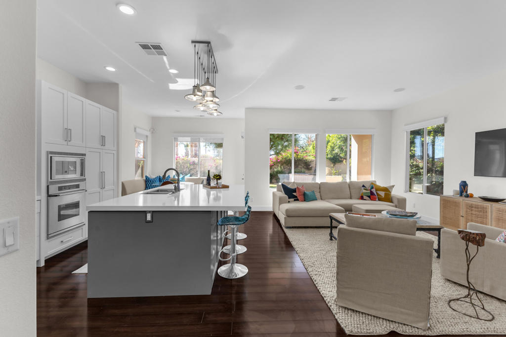 La Terraza Vintage Estates - Residential Lease