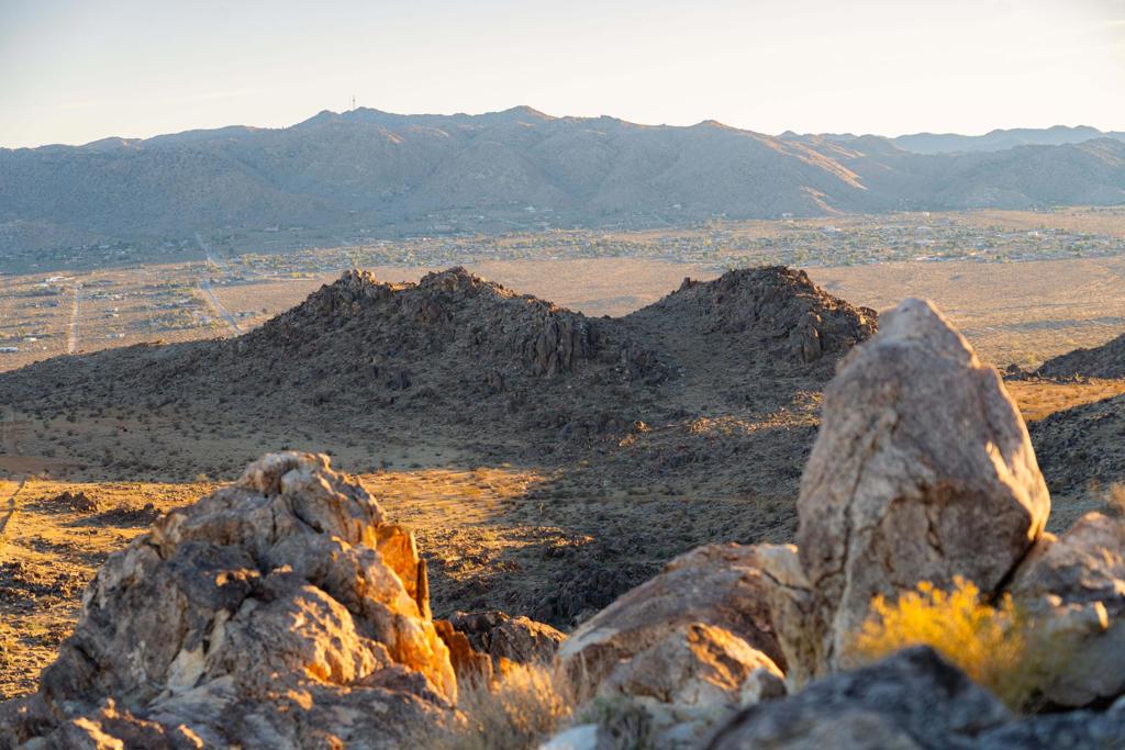 61271 Calle Los Amigos