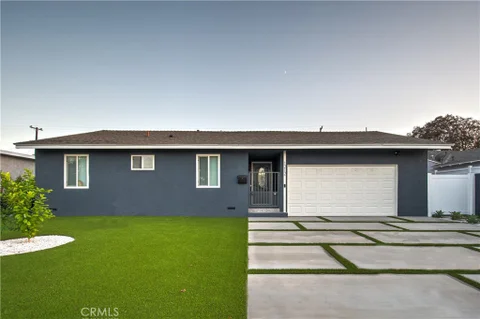 MLS: OC26211597