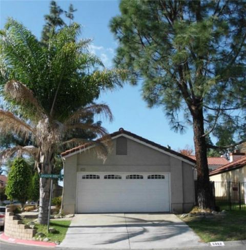 Photo of 6862 Shadow Ridge PL, Rancho Cucamonga, CA 91701 (MLS # CV26090972)