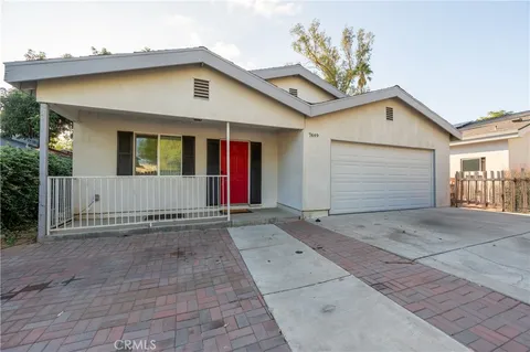 7449 7451 Alabama Avenue, Canoga Park, CA 91303 - MLS#: GD25230434