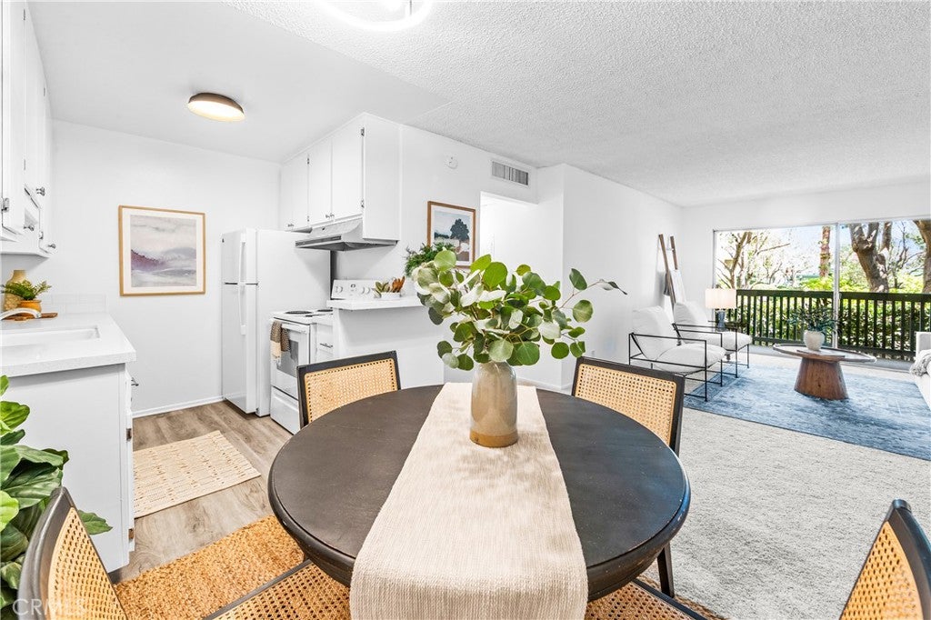 564 N Bellflower 116