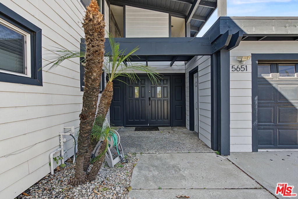 5651 Kenwood Avenue