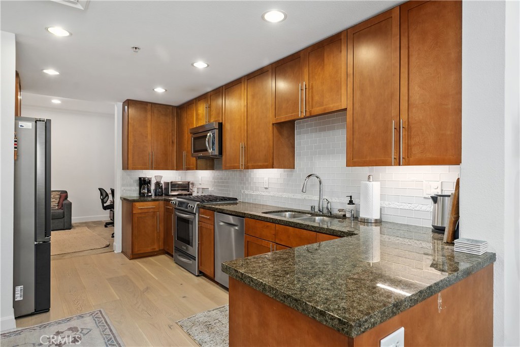 Downtown (DT) - Residential