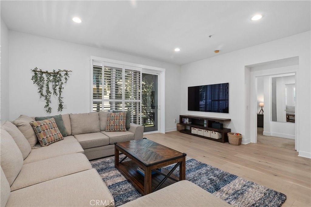 Photo of 300 E 4th Street #205, Long Beach, CA 90802 (MLS # OC25242083)