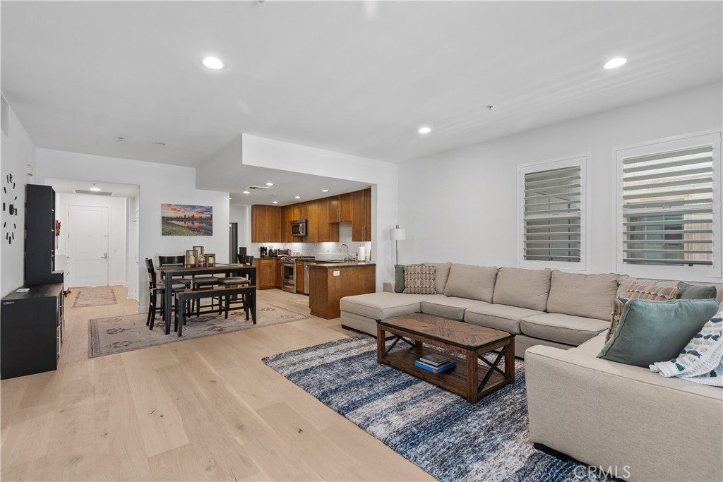 300 E 4th Street 205