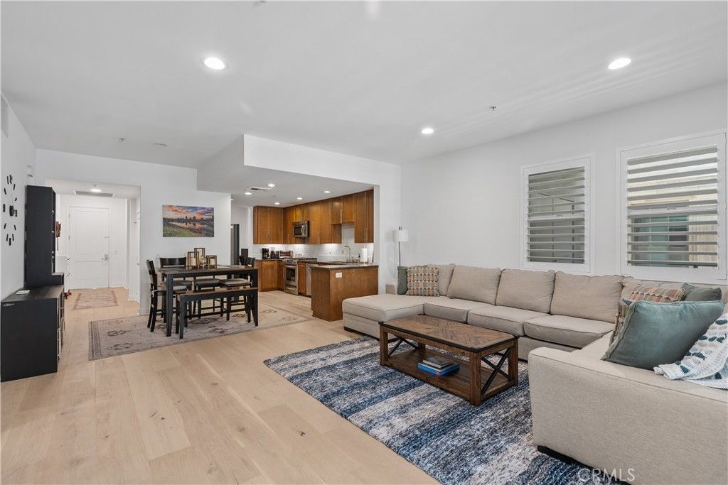 Photo of 300 E 4th Street #205, Long Beach, CA 90802 (MLS # OC25242083)