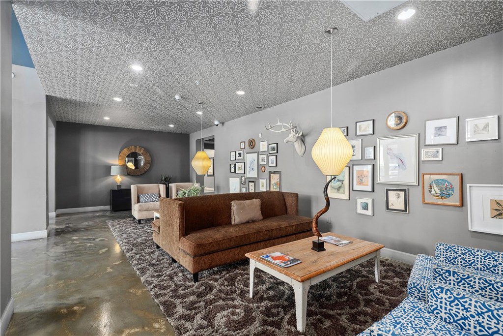 Downtown (DT) - Residential