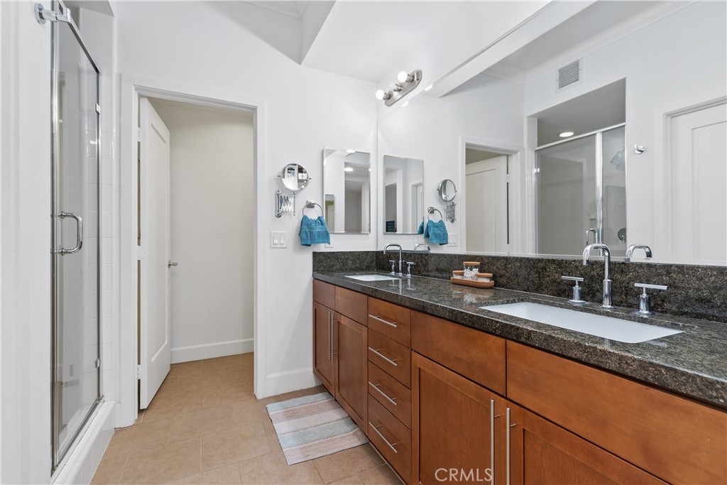 Downtown (DT) - Residential