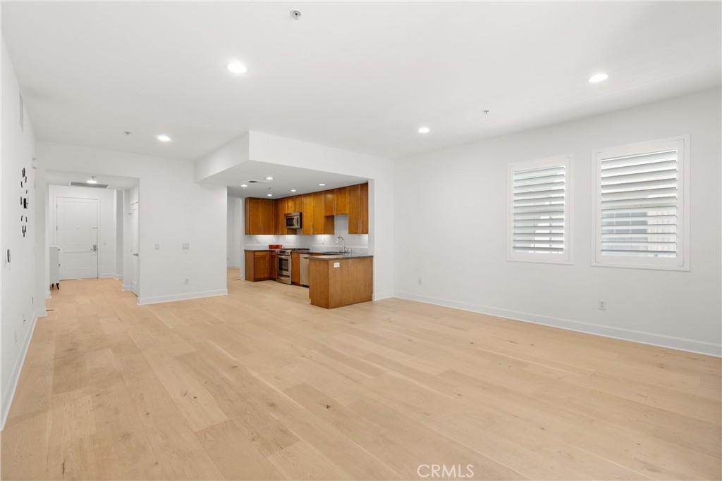 300 E 4th Street 205