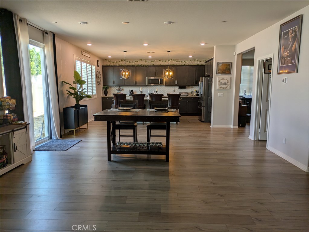 27185 Endion Court