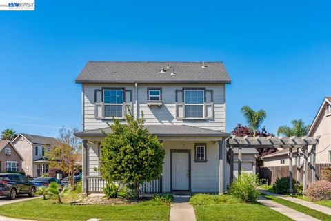 Photo of 1153 Syracuse Ln LN, Manteca, CA 95336 (MLS # 41135657)