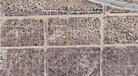Photo of 0 Mohawk, Mojave, CA 93501 (MLS # SR25088842)