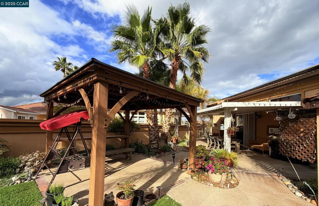 DELTA WATERFRONT ACCESS - Residential